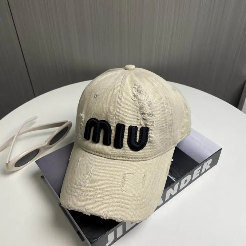 Miumiu cap dx102